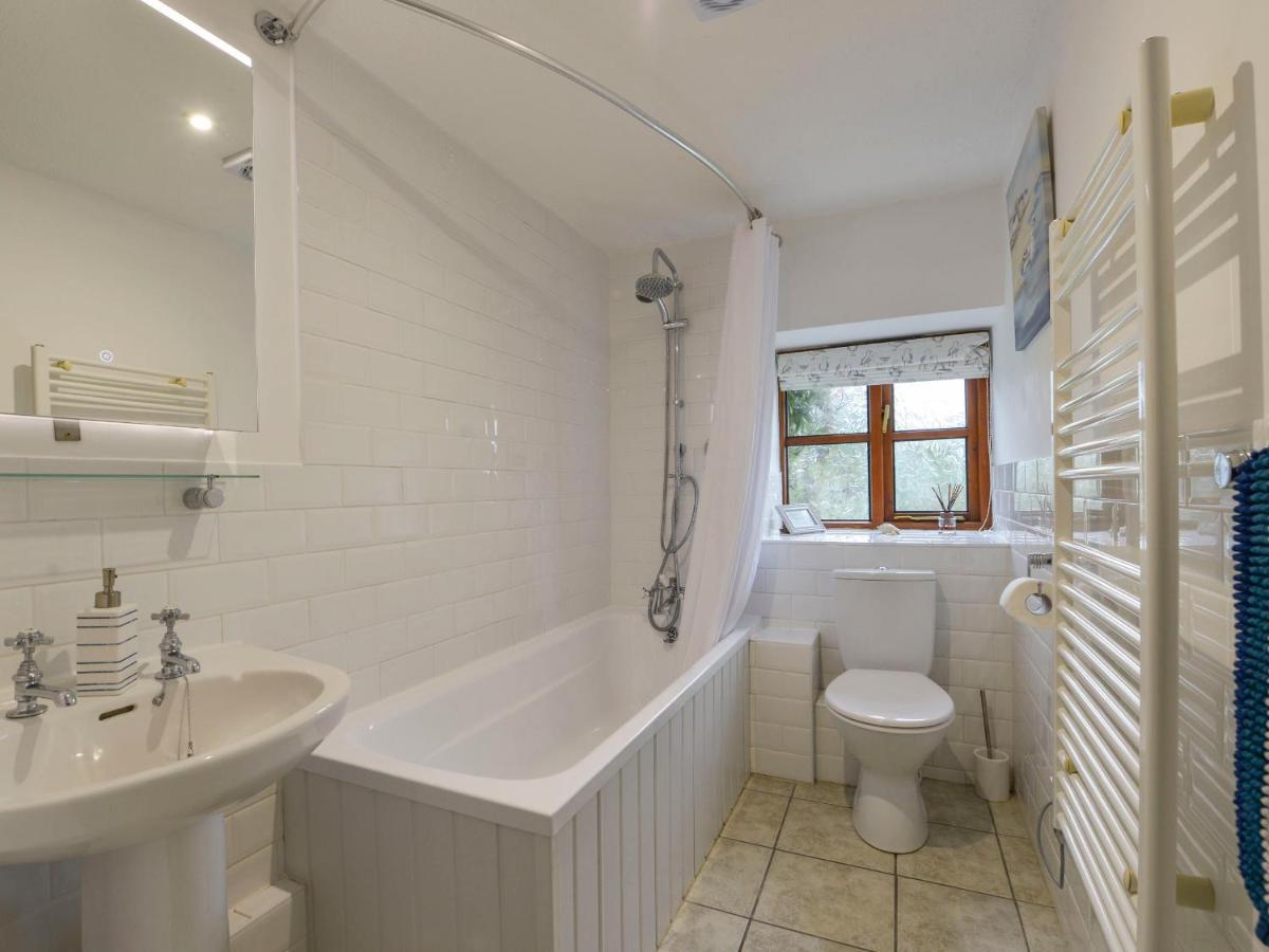 Lily Cottage Лоо Екстер'єр фото
